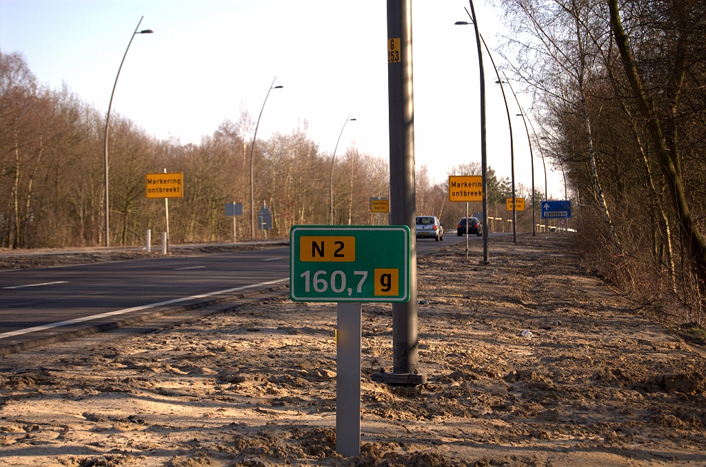 20090131-140926.jpg - Laatste N2 bordje langs de afrit Centrum (Tilburgseweg).