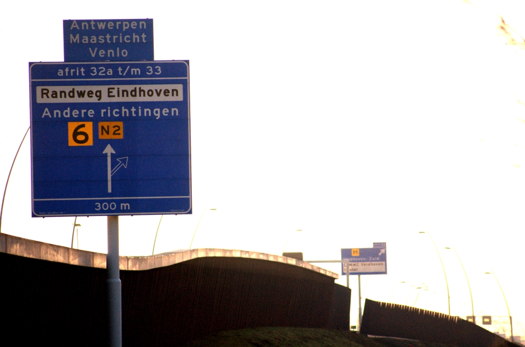 20090206-090724.jpg - Op weg naar de aansluiting Veldhoven-zuid.  A2 versie 
