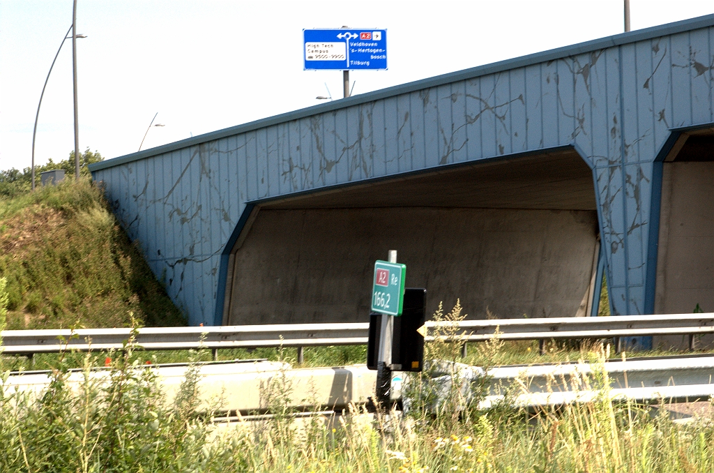 20090717-125453.bmp - Omdraai-actie uitgevoerd. We hebben dus nu een A2 wegvak op de Eindhovense zuidas.